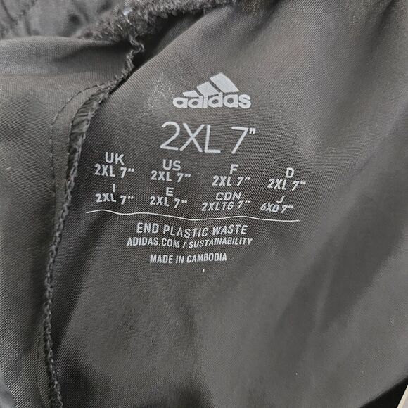 NWT Adidas AeroReady Shorts Men's 2XL BLK Zip Pocket Running Performance HF7204 - Picture 3 of 9